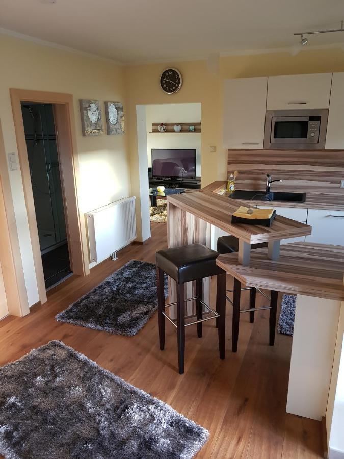 Ferienwohnung Stichauner โบเดนสดอร์ฟ ห้อง รูปภาพ